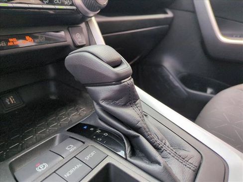 Certified 2023 Toyota RAV4 XLE w/ Convenience Package FWD image 12