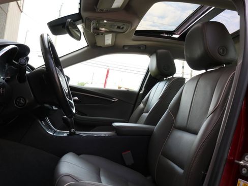 Used 2017 Chevrolet Impala Premier w/ Enhanced Convenience Package FWD image 24