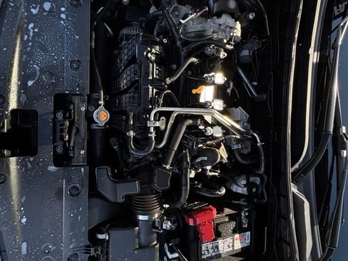 Used 2022 Nissan Altima 2.5 SV w/ SV Premium Package image 12