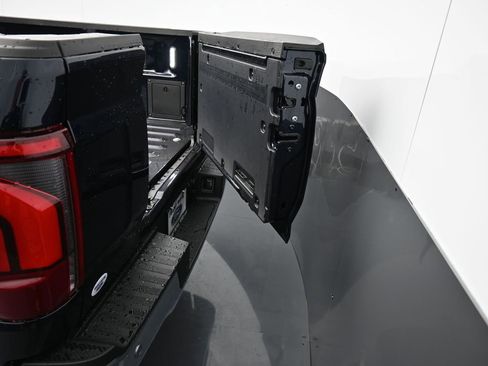 New 2025 Ford F150 Lariat w/ Equipment Group 502A High image 22