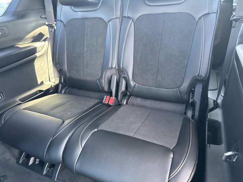 New 2025 Jeep Grand Cherokee L Altitude RWD image 8