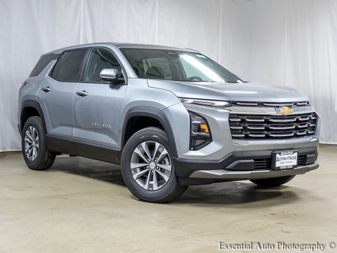 New 2026 Chevrolet Equinox LT image 2