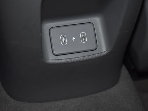 Used 2025 Hyundai Elantra SEL FWD image 25