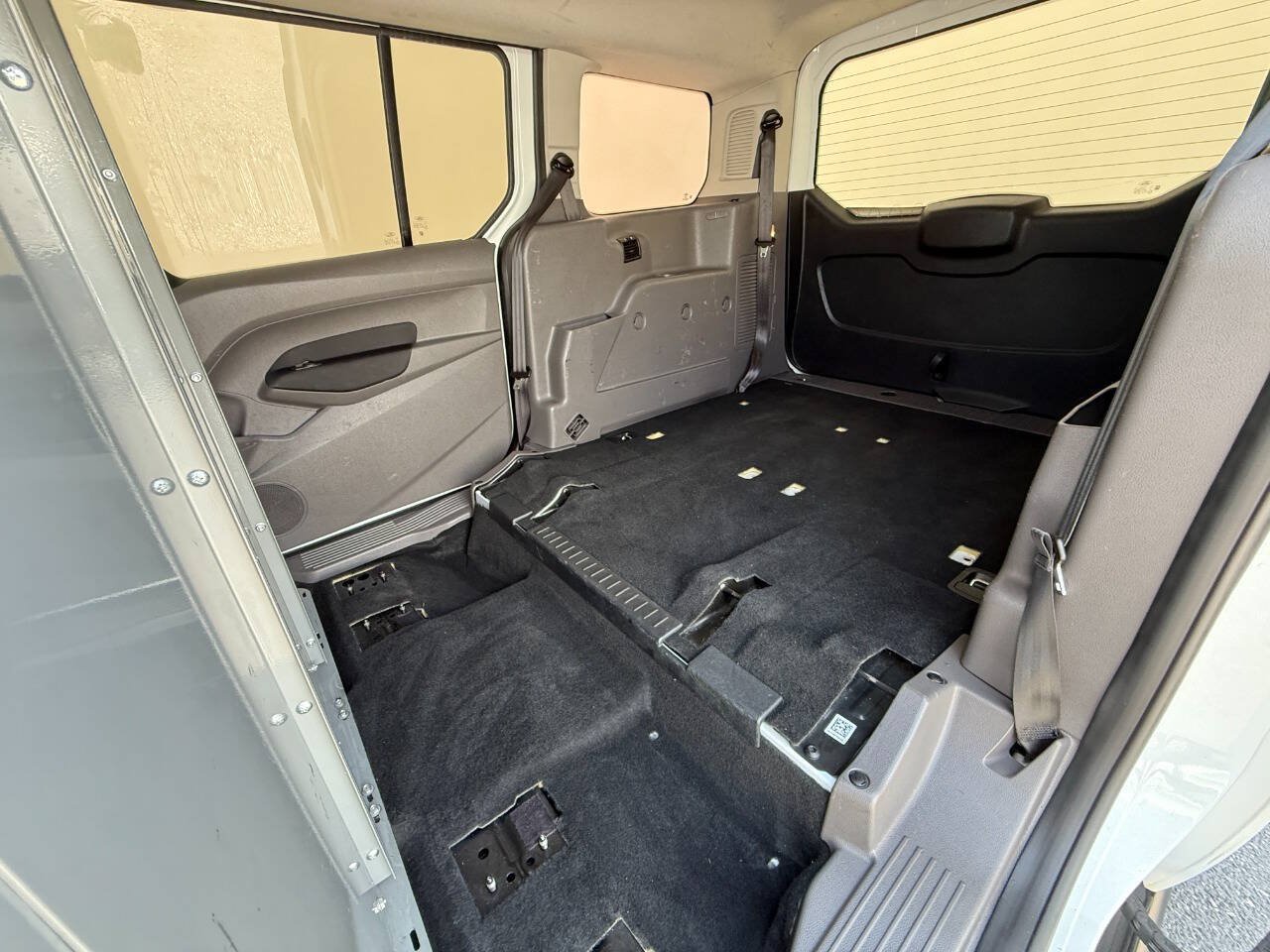 Used 2020 Ford Transit Connect XL FWD image 9