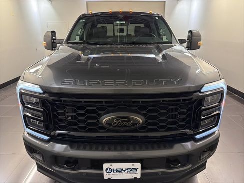 New 2026 Ford F250 Lariat w/ Black Appearance Package AWD/4WD image 2