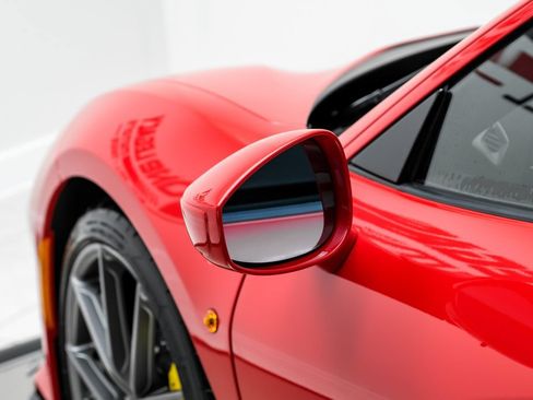 Used 2020 Ferrari 488 Pista Coupe RWD image 41