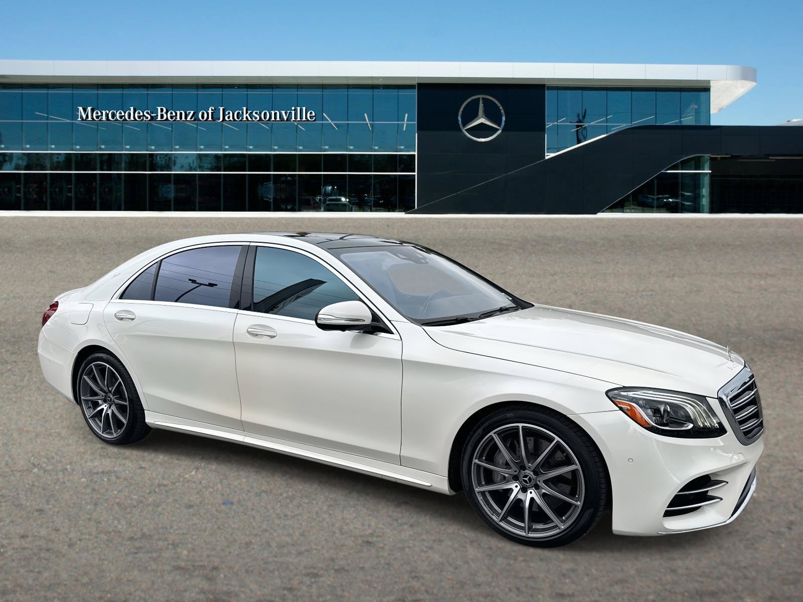 Used 2019 Mercedes-Benz S 560 Sedan image 1