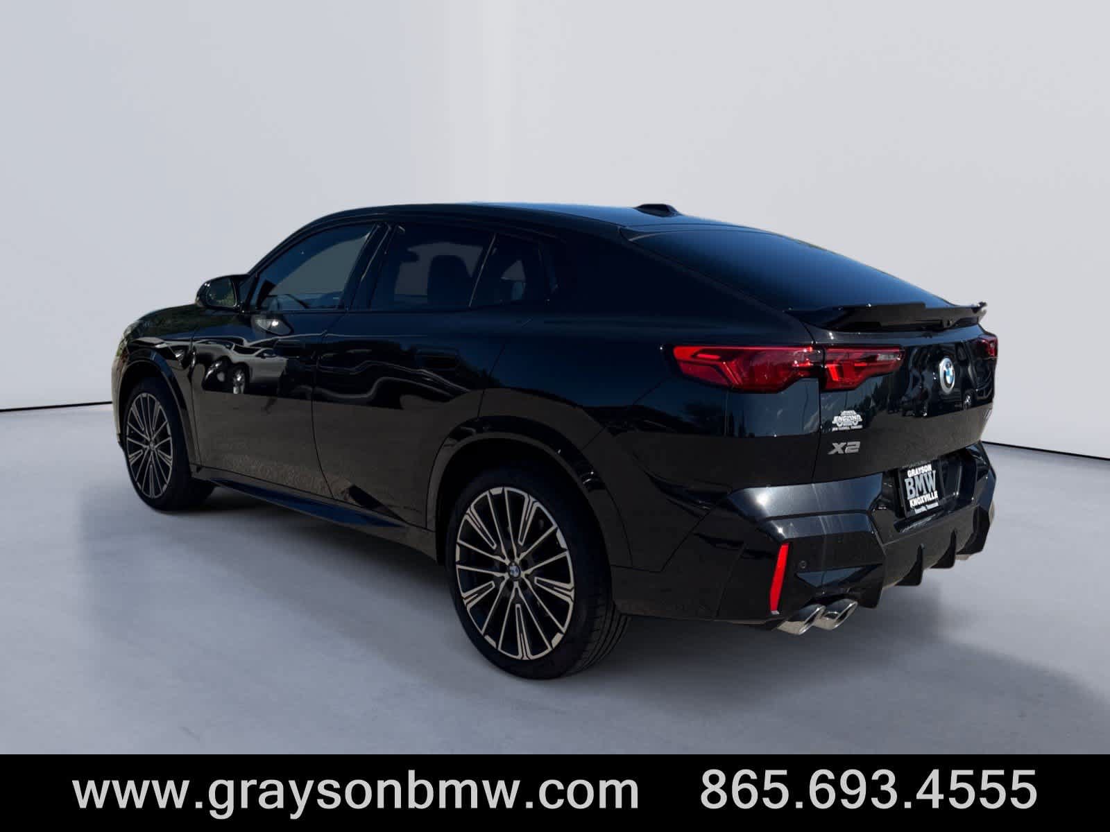 Used 2025 BMW X2 M35i AWD/4WD image 5