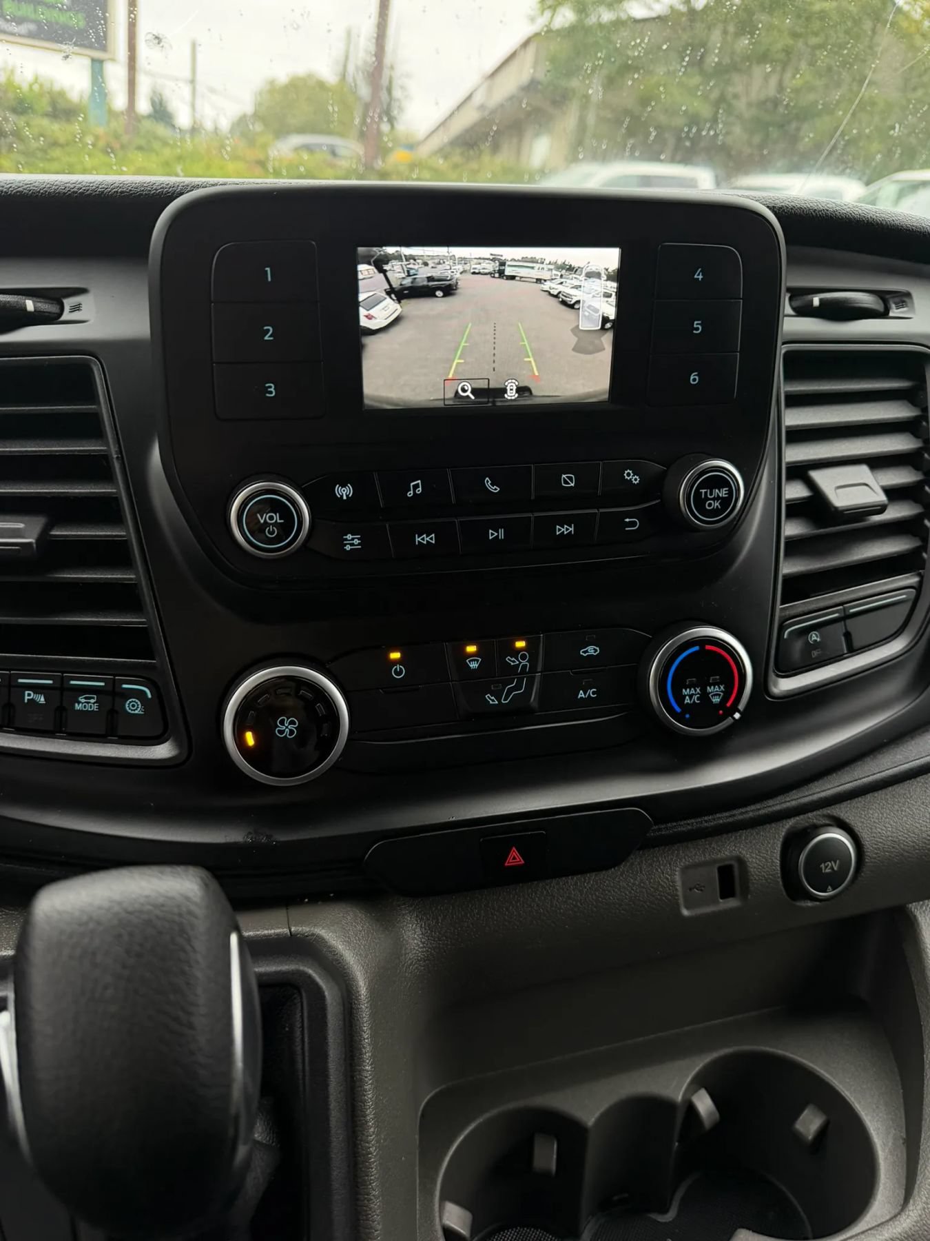 Used 2020 Ford Transit 250 148 High Roof Extended w/ Load Area Protection Package RWD image 32