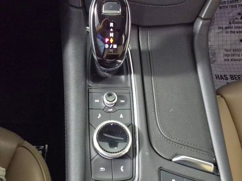 Used 2024 Cadillac XT6 Sport w/ Platinum Package image 18