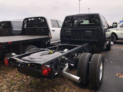 New 2026 RAM 3500 Tradesman w/ Chrome Appearance Group AWD/4WD image 5