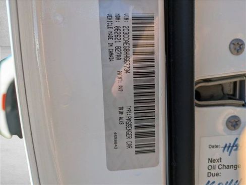 Used 2017 Chrysler 300 C image 10