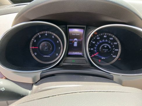 Used 2013 Hyundai Santa Fe Sport FWD image 10