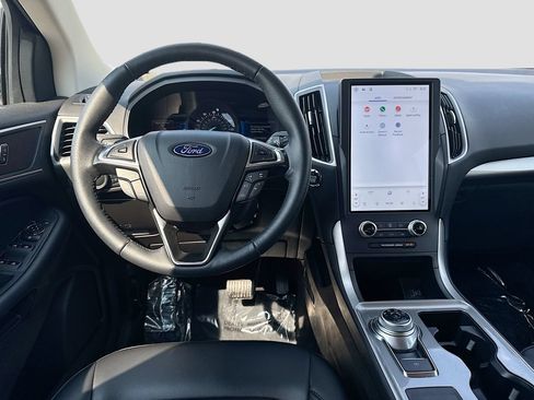 Used 2024 Ford Edge SEL w/ Convenience Package AWD/4WD image 19