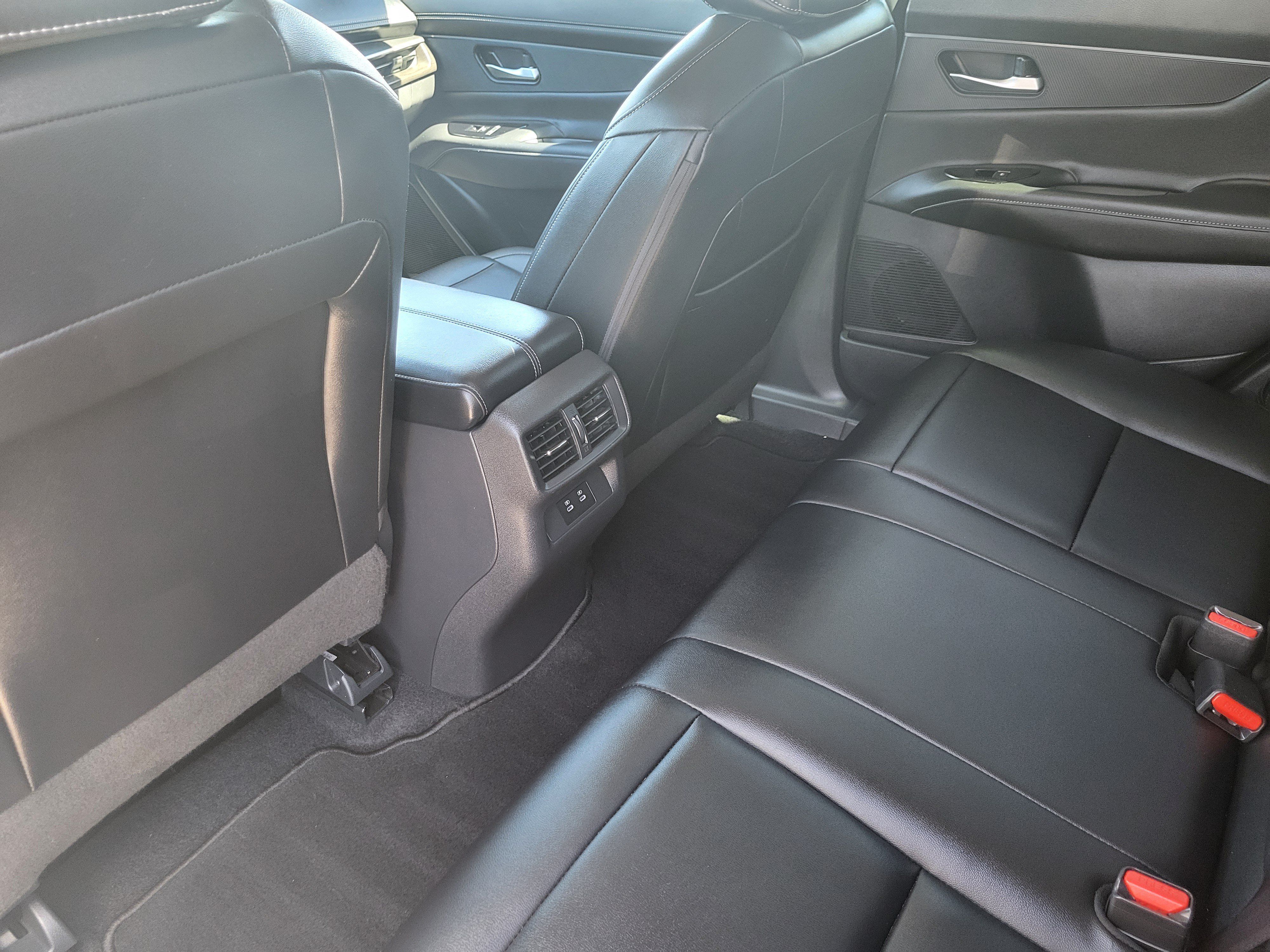 Certified 2025 Nissan Murano SV AWD/4WD image 26