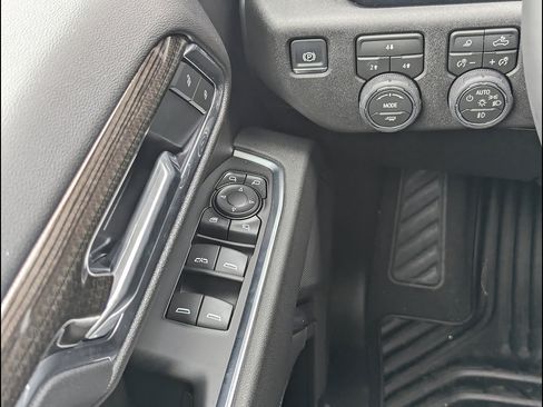 Used 2026 Chevrolet Silverado 2500 LT w/ Trail Boss Package AWD/4WD image 28