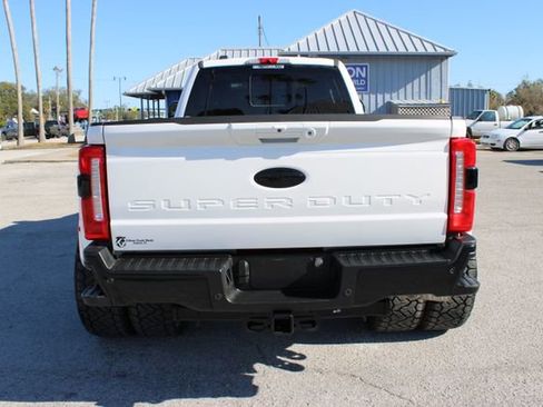 Used 2023 Ford F450 Lariat image 9