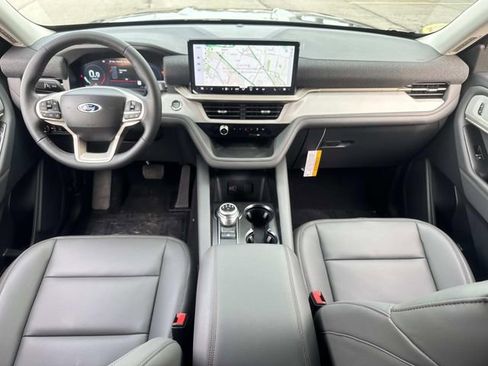 New 2026 Ford Explorer Active w/ Active Comfort Package image 19