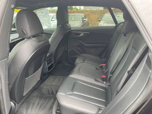 Used 2020 Audi Q8 Premium Plus AWD/4WD image 15