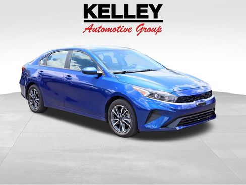 Used 2023 Kia Forte LXS FWD image 1