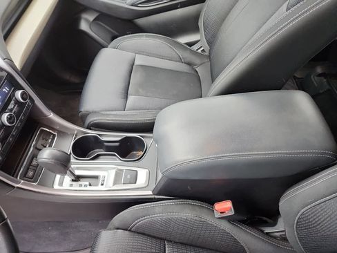 Used 2021 Subaru Ascent Premium w/ Convenience Package image 11