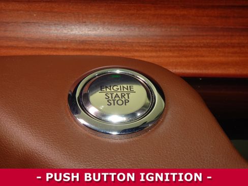 Used 2020 Lincoln Aviator Reserve w/ Class IV Trailer Tow Package image 16