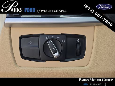 Used 2015 BMW 320i Sedan RWD image 25