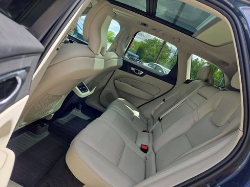 Used 2019 Volvo XC60 T5 Inscription w/ Protection Package Premier AWD/4WD image 19