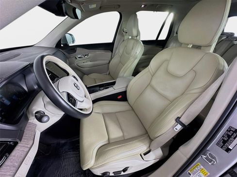 Used 2022 Volvo XC90 T6 Inscription AWD/4WD image 12