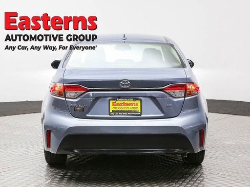 Used 2024 Toyota Corolla LE FWD image 6