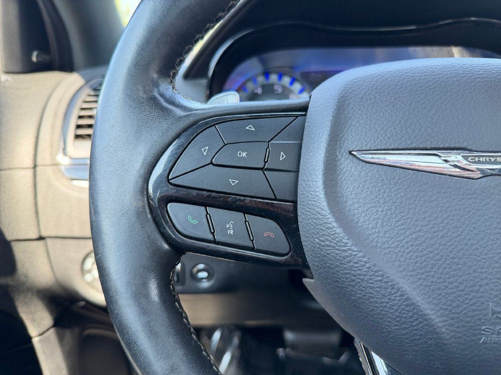 Used 2019 Chrysler 300 S w/ 300S Premium Group AWD/4WD image 16