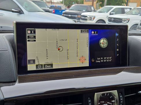 Used 2019 Lexus LX 570 4WD w/ Luxury Package image 19