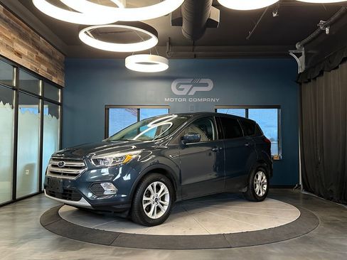 Used 2019 Ford Escape SE AWD/4WD image 7