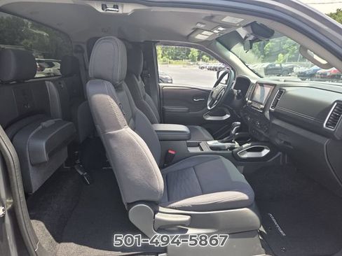 Certified 2024 Nissan Frontier SV w/ Technology Package AWD/4WD image 17