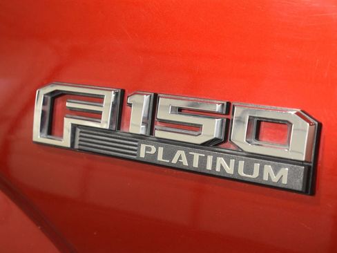 Used 2017 Ford F150 Platinum w/ Equipment Group 701A Luxury image 30