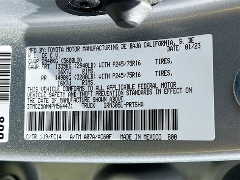 Used 2023 Toyota Tacoma SR5 w/ Technology Package image 29