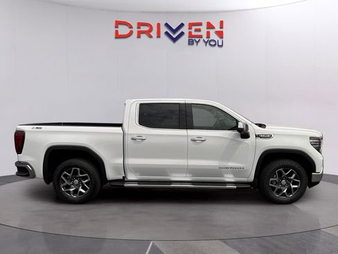 New 2026 GMC Sierra 1500 SLT w/ SLT Premium Plus Package AWD/4WD image 6