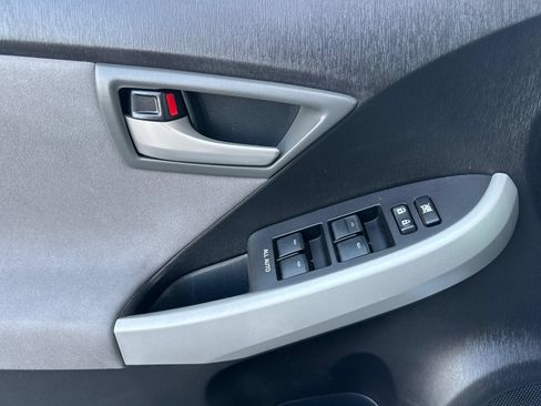 Used 2012 Toyota Prius Three FWD image 12
