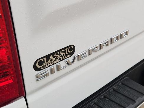 New 2026 Chevrolet Silverado 1500 W/T w/ WT Value Package AWD/4WD image 8