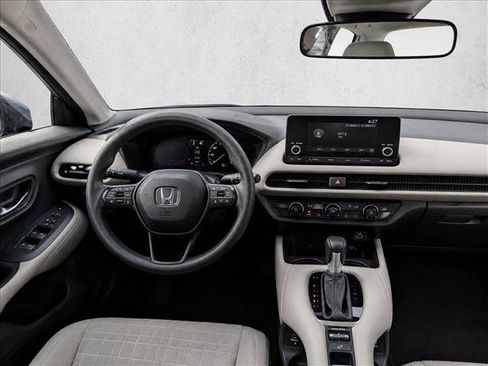 Used 2025 Honda HR-V LX image 24