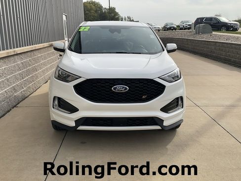 Used 2022 Ford Edge ST image 4