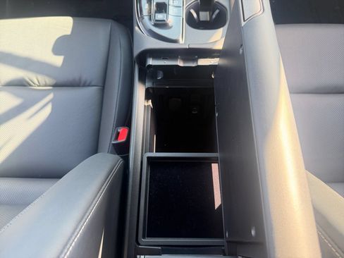 Certified 2026 Toyota Crown AWD/4WD image 19