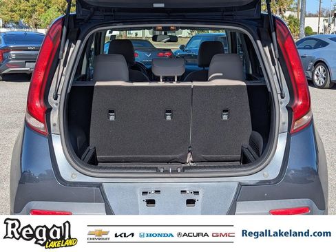 Used 2020 Kia Soul LX image 8