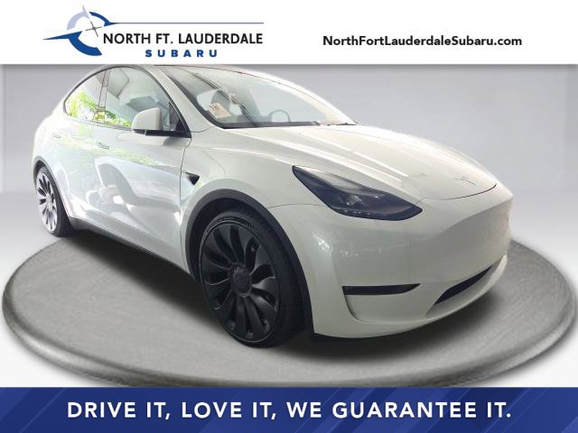 Used 2024 Tesla Model Y Performance AWD/4WD image 1