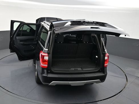 Used 2020 Ford Expedition XLT w/ Equipment Group 202A image 35