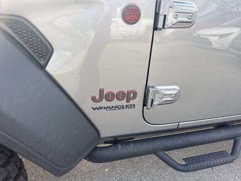 Used 2020 Jeep Wrangler Unlimited Rubicon w/ Dual Top Group image 6
