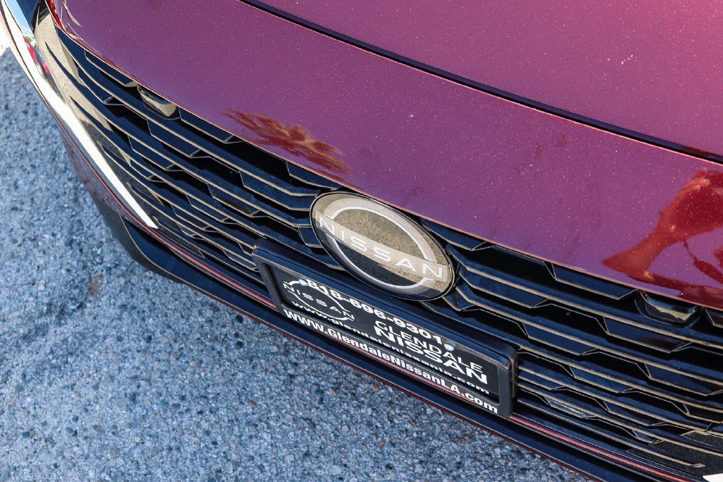 Certified 2025 Nissan Sentra SV FWD image 5