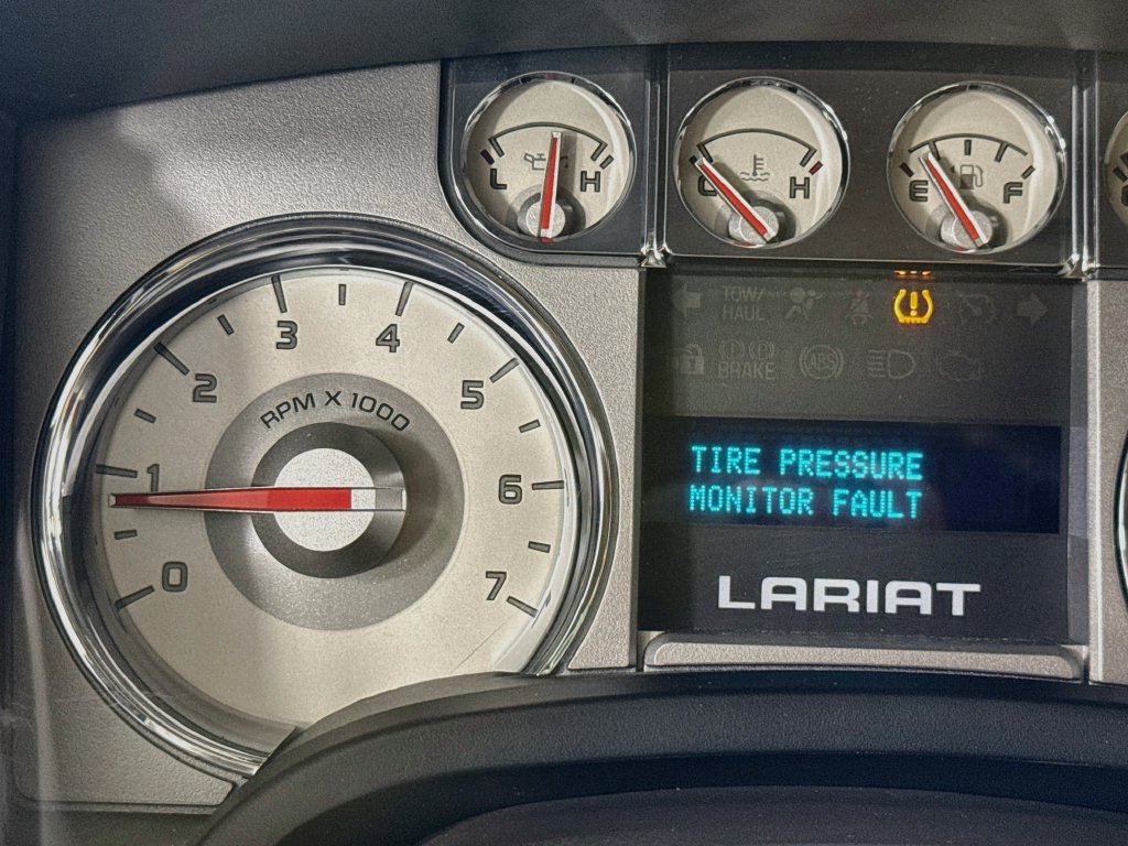 Used 2009 Ford F150 Lariat AWD/4WD image 13