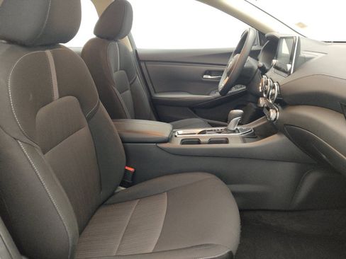 Used 2025 Nissan Sentra SV FWD image 21