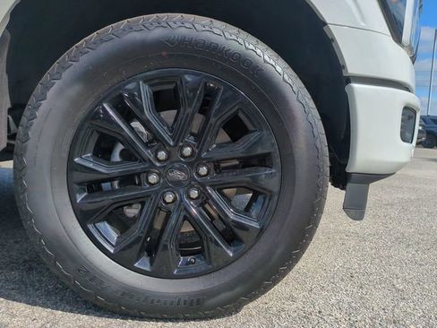 Used 2025 Ford F150 Lariat w/ Equipment Group 502A High AWD/4WD image 11